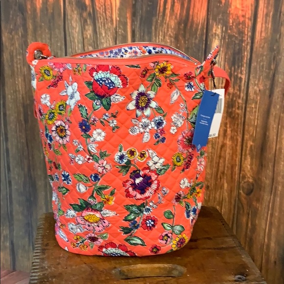 Vera Bradley Handbags - Vera Bradley Carson Hobo.